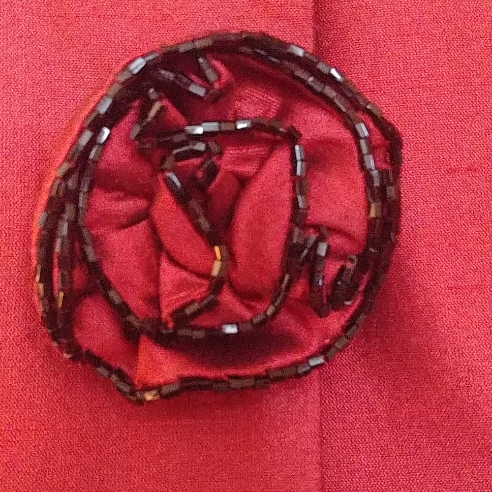 100% silk SHOMI skirt & top - Picture 5 of 8